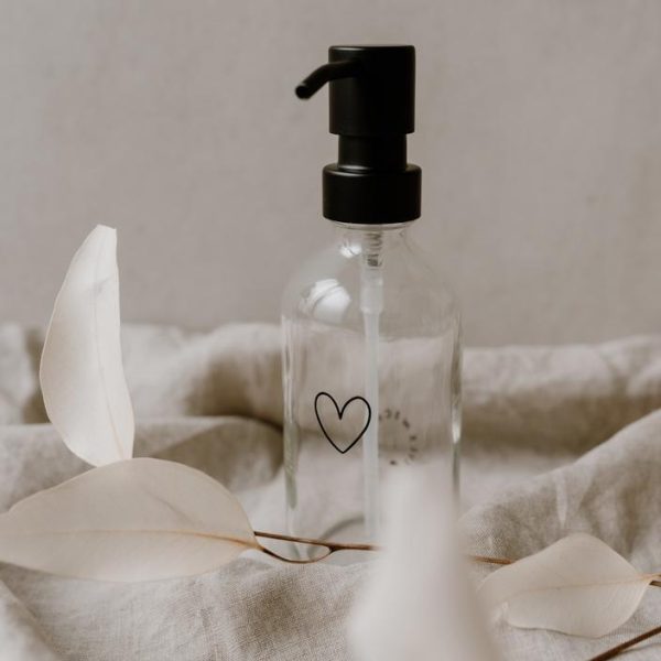 Seifenspender Herz transparent 250ml Schn?ppchen